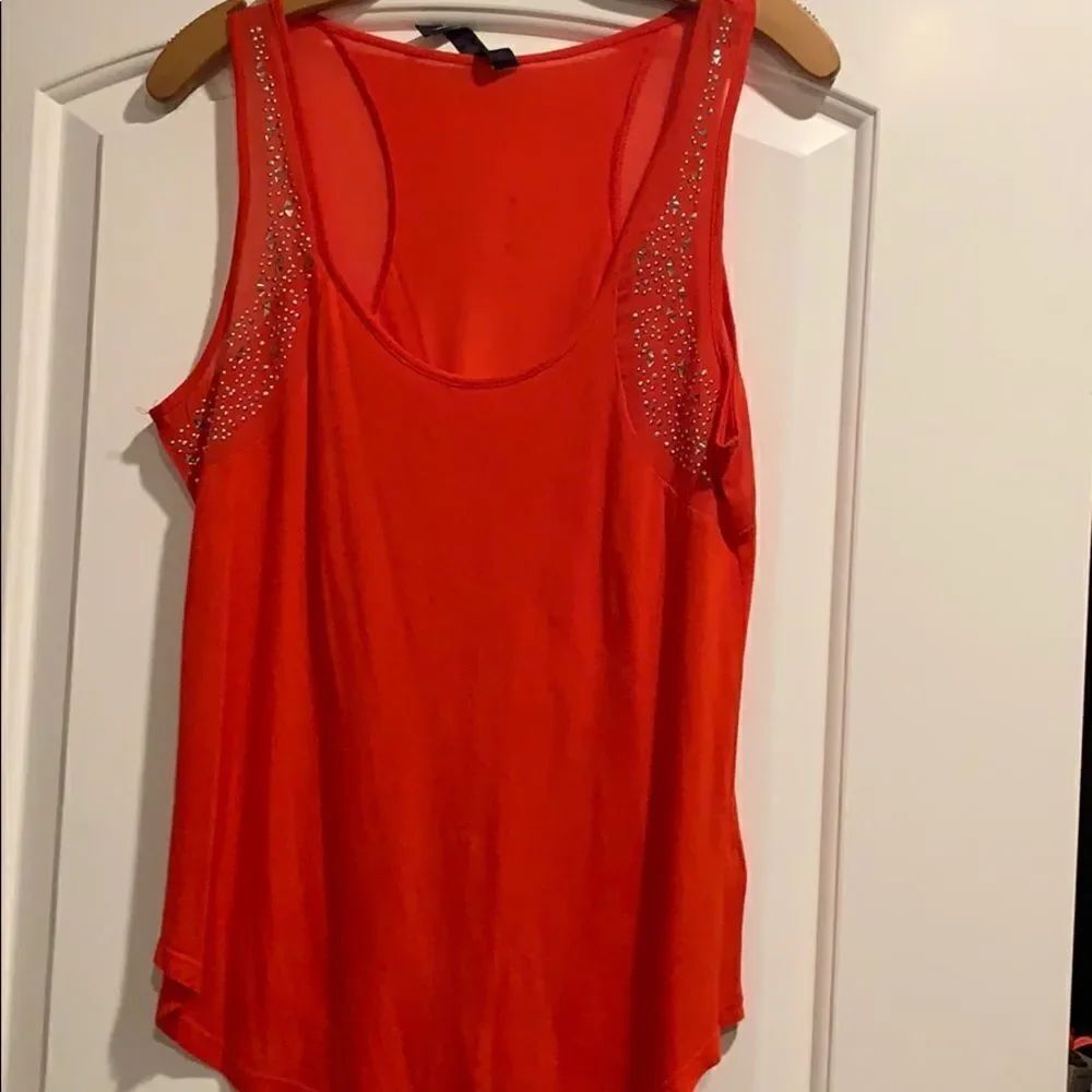 Jessica Simpson stone rope